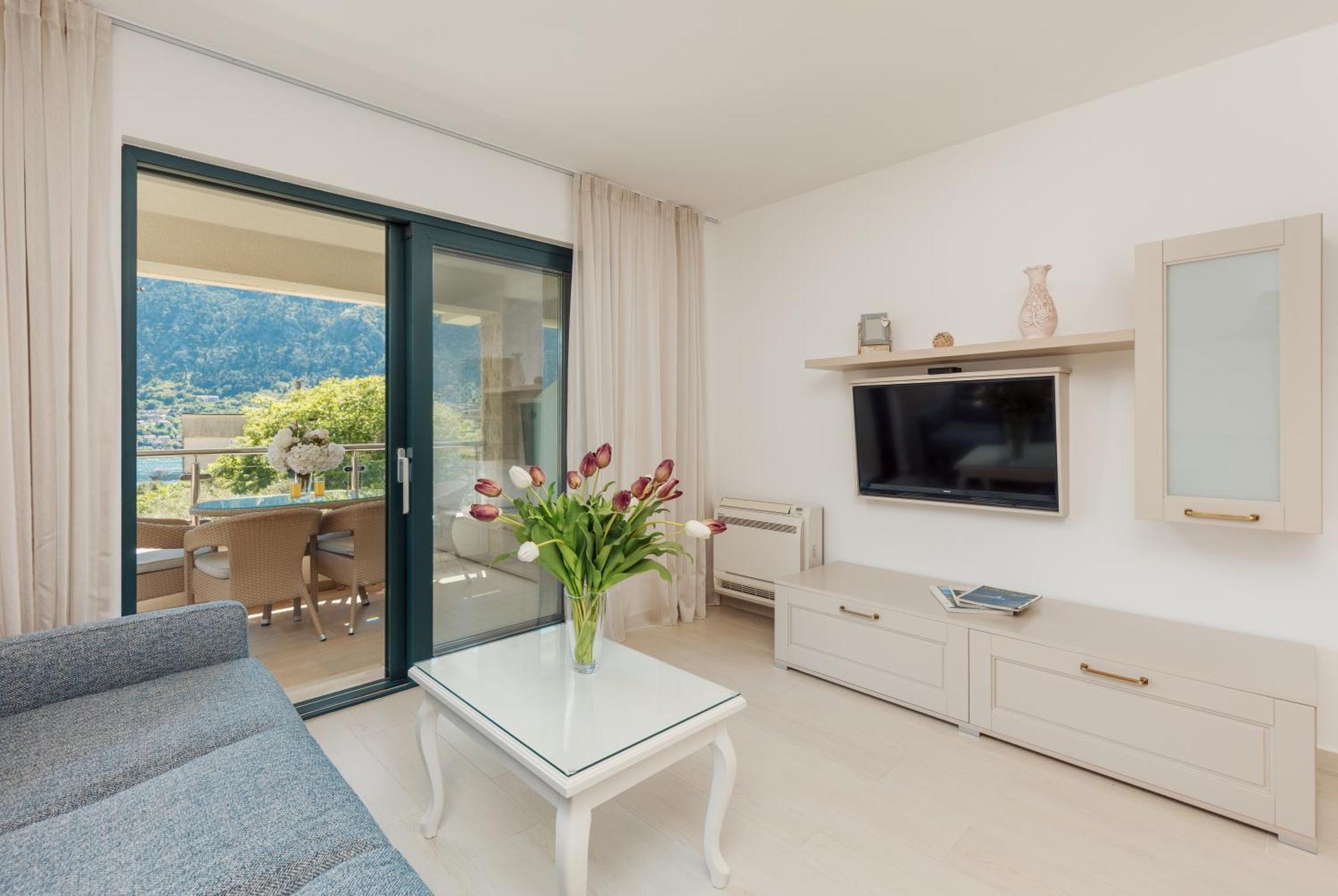 Apartments Los Olivos Kotor Extérieur photo