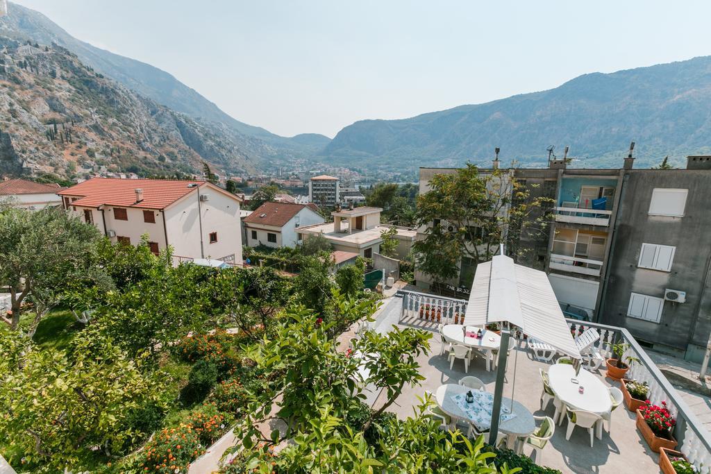 Apartments Los Olivos Kotor Extérieur photo